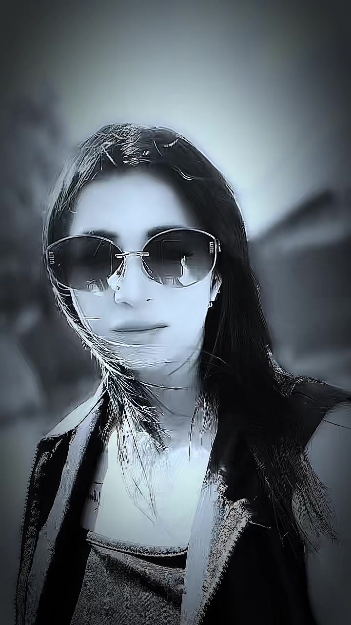 @Lili