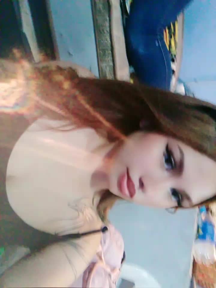 @Ane_:3