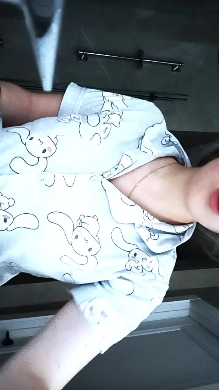 @𖤐✰аню✰𖤐