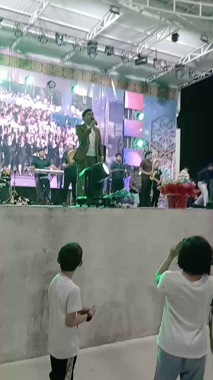 @Азизчон канибодом🇹🇯🇹🇯