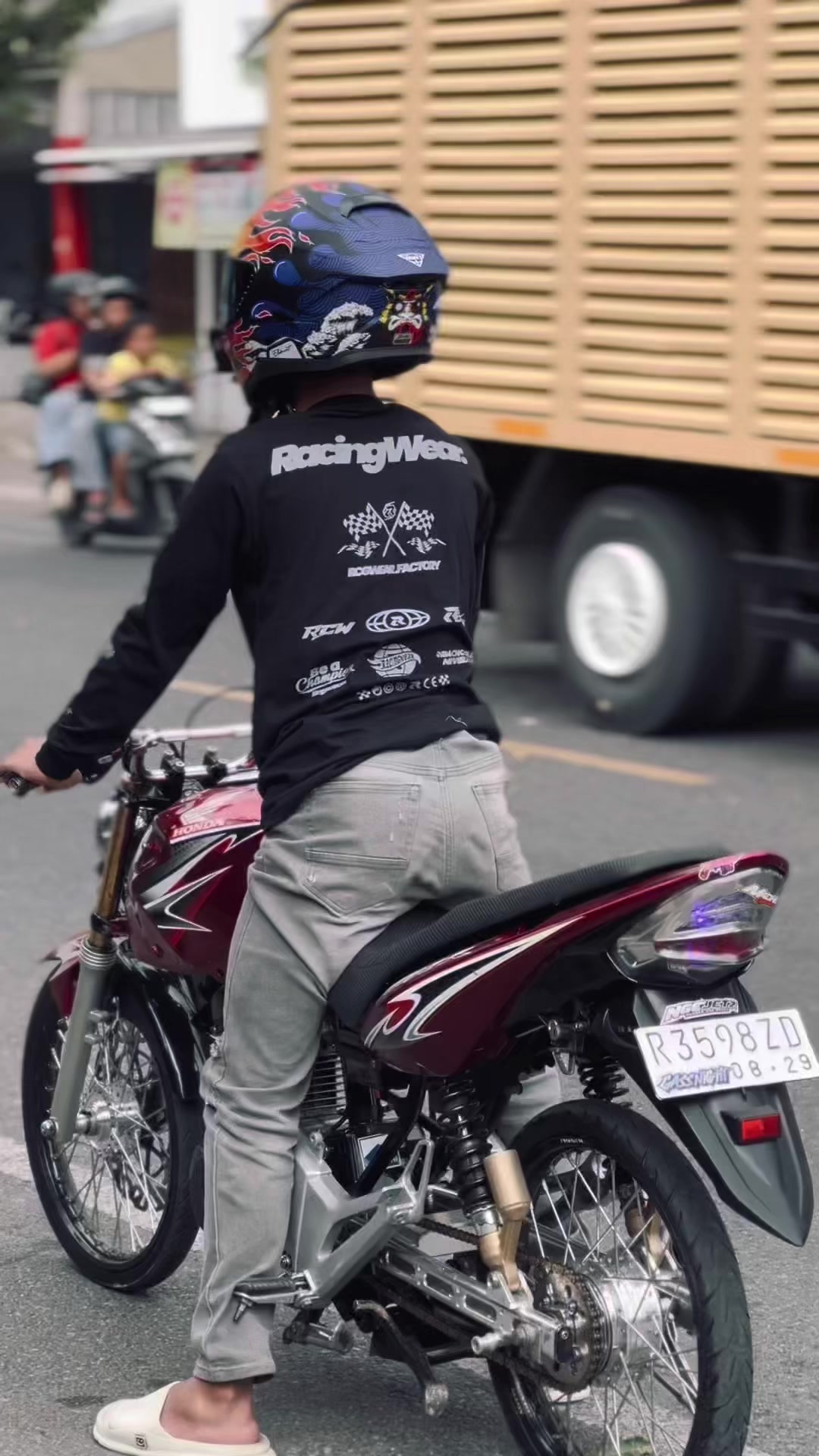 @๐ช๐๐ถ๐ช๐ต๐ต๐ซ