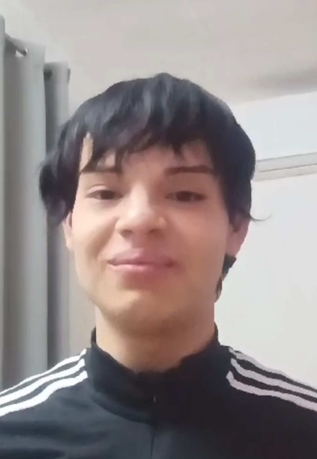 @Hombra