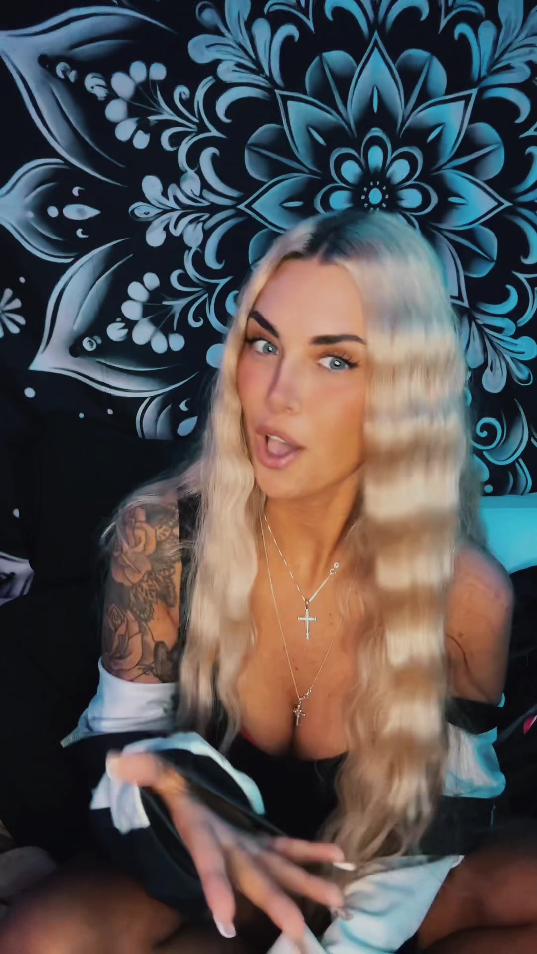 @blondiebarbie27