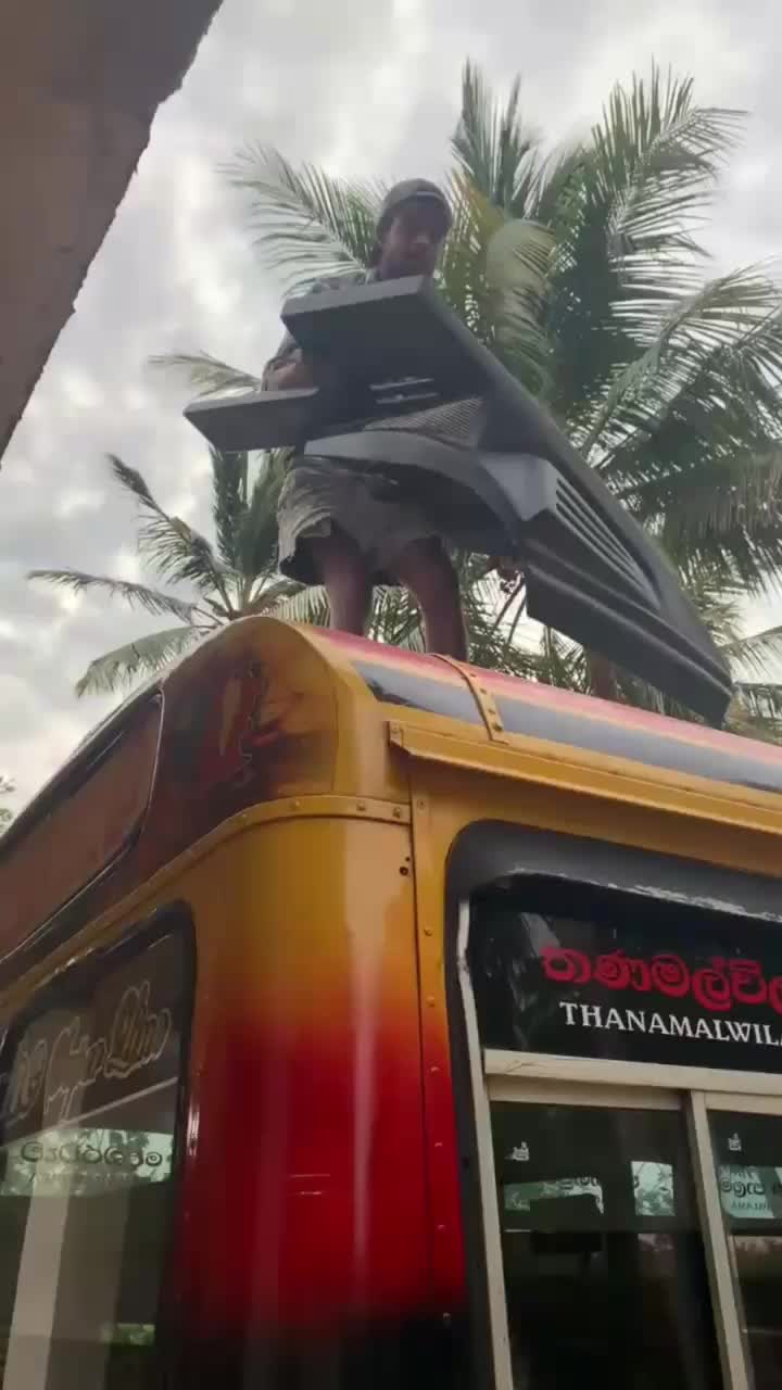 @තණමල්විලබොඩිකිට්(Official)🇱🇰