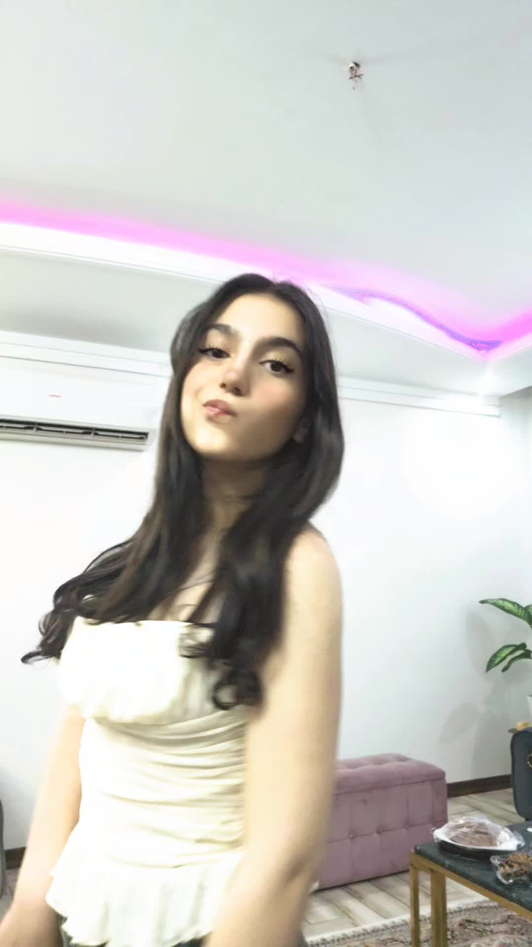 @SHAYLIN