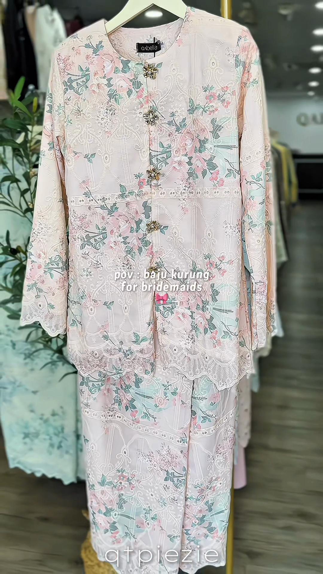 @￴Yoshi | Baju Kurung 🎀