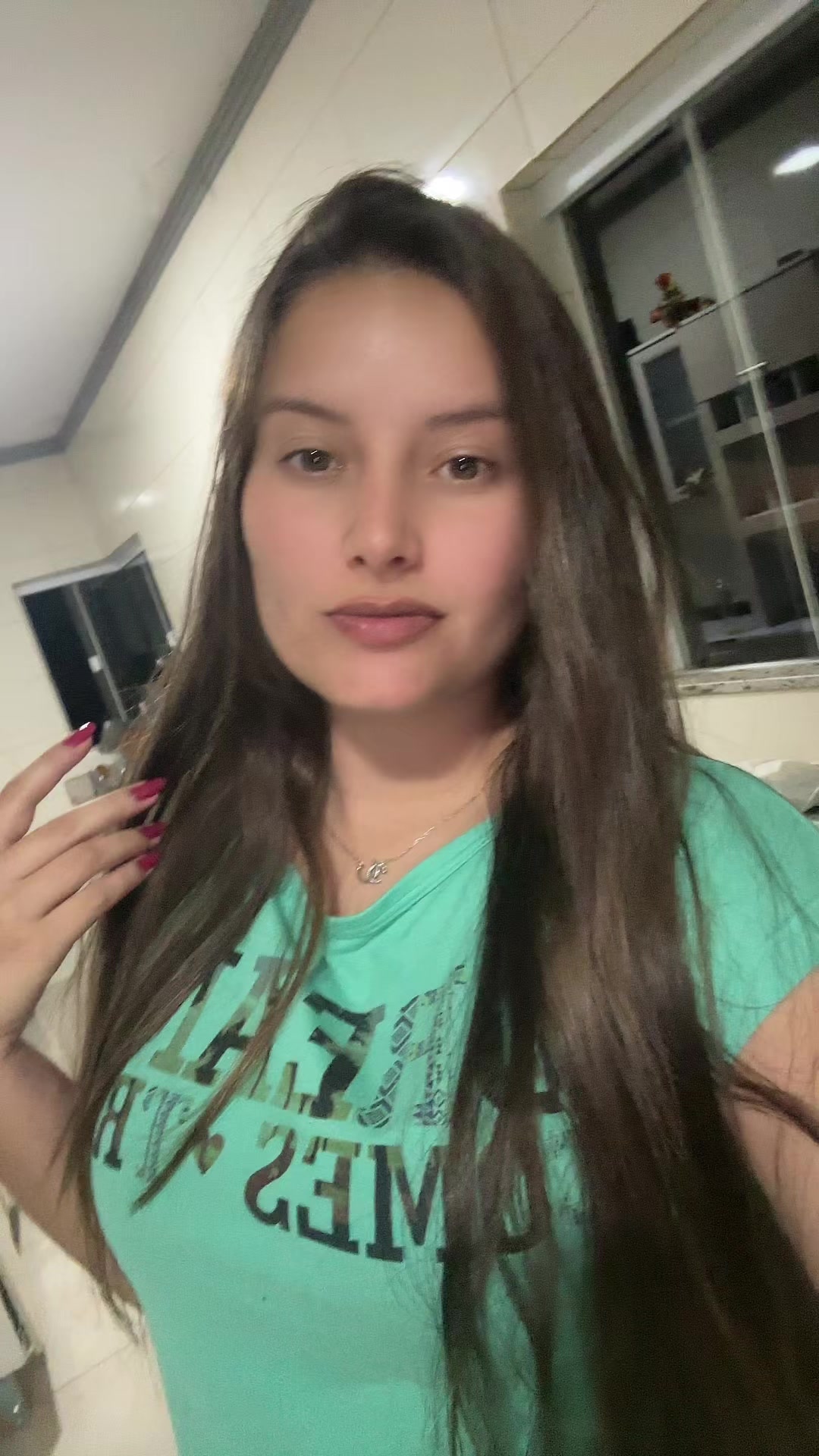 @Karol Correa737