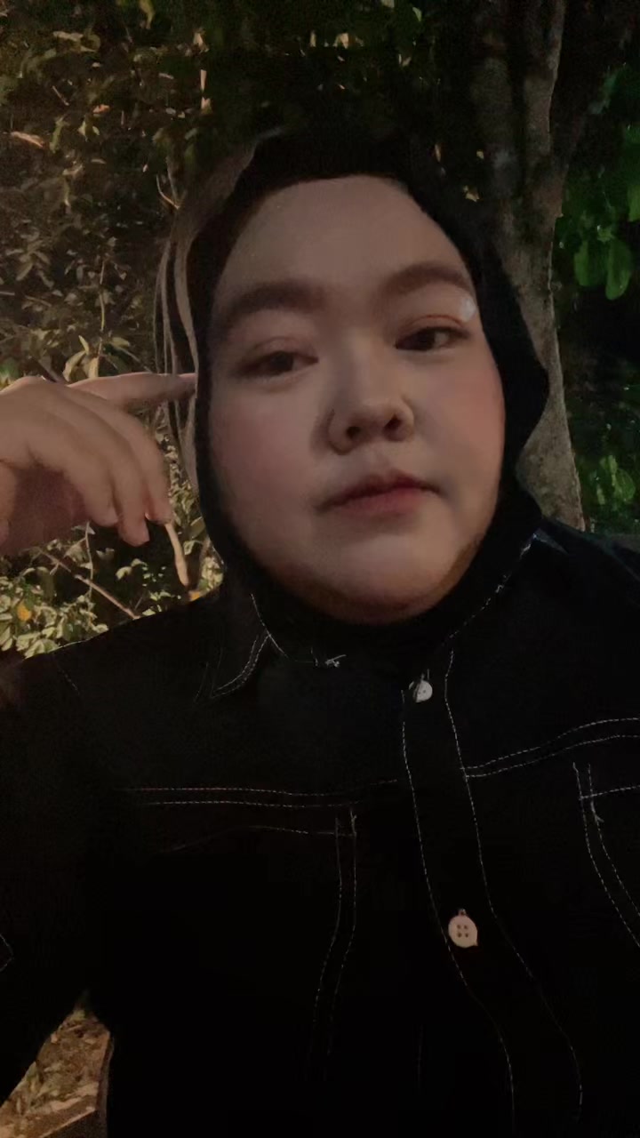 @notyourtype