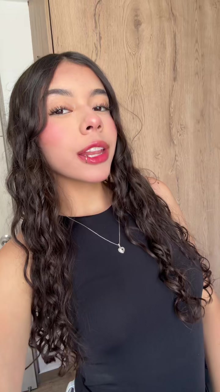 @𝐂 🦢