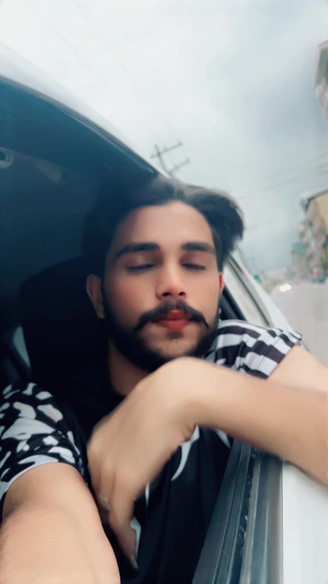 @ChUzA🐣🇲🇾