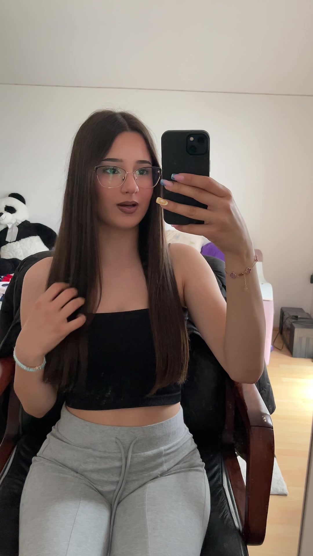 @𝓙𝓮𝓵𝓮𝓷𝓪