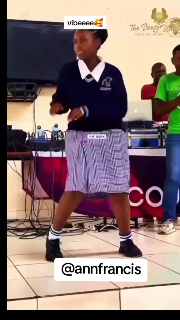 @annfrancis 🥵🥵🥵🐾🦋🇰🇪🇸🇦