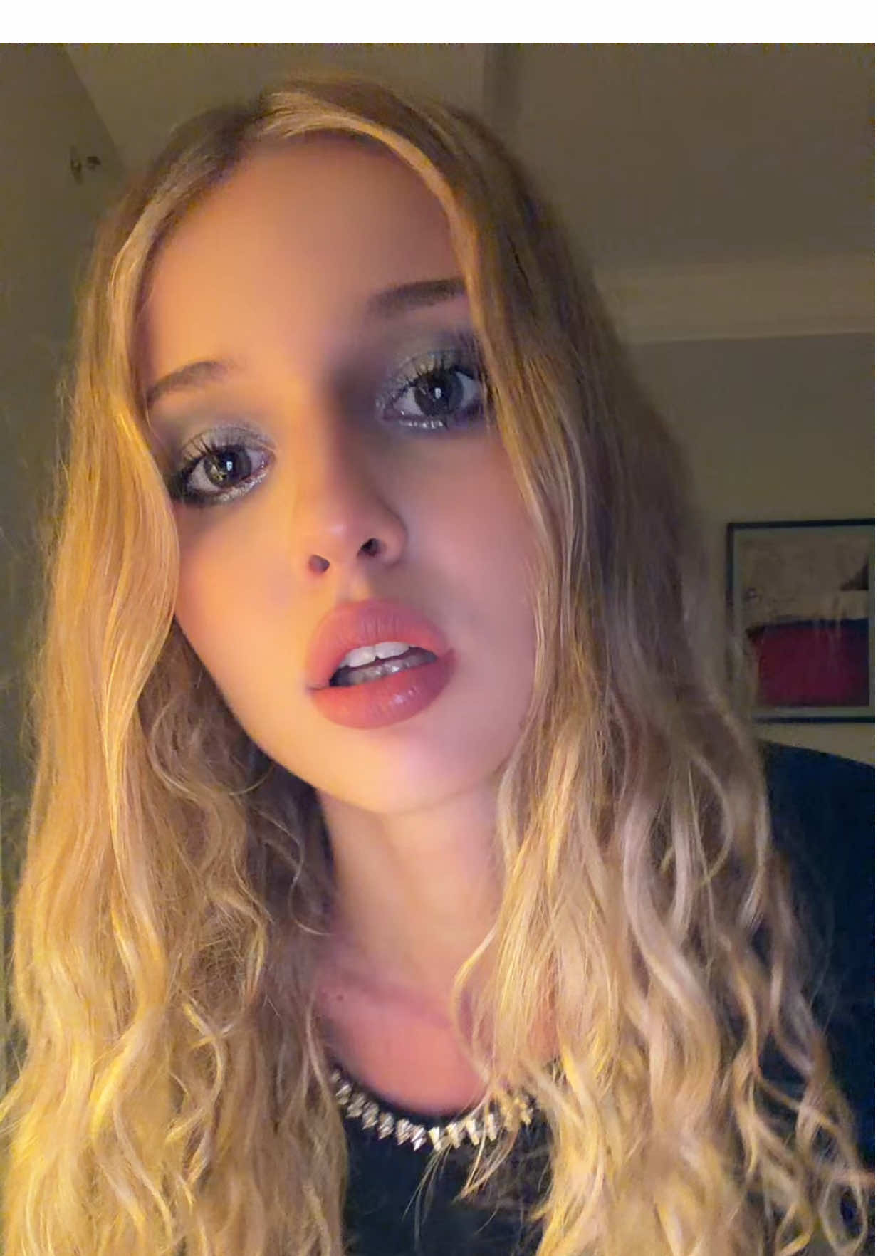 @pollyvi