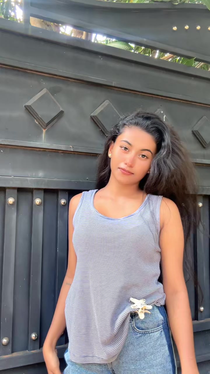 @𝐕_𝚒𝚜𝚑𝚞💋"