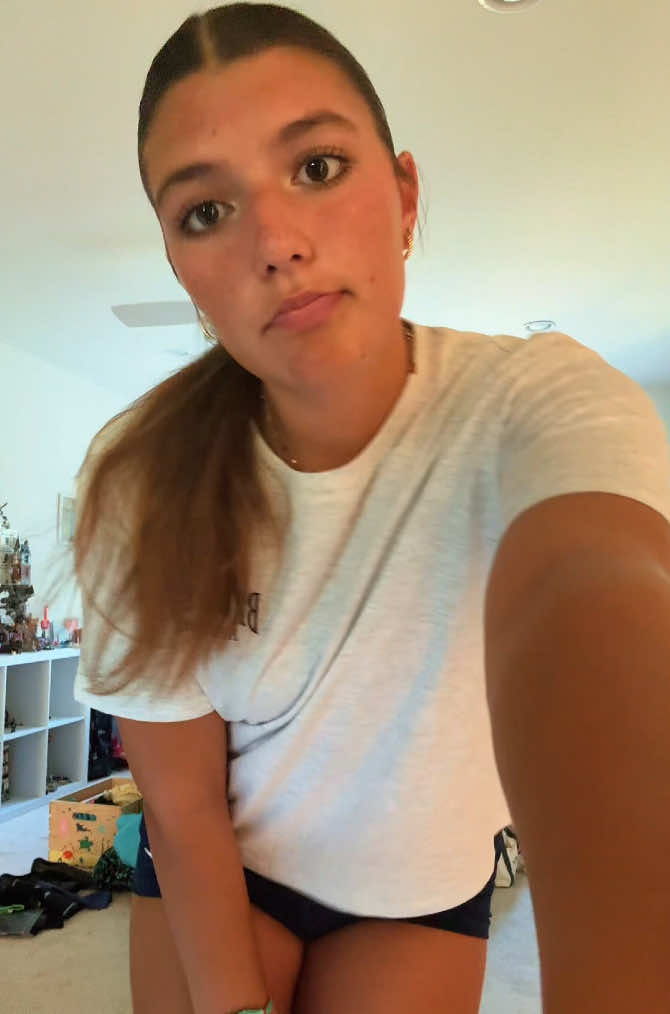 @livvispammm