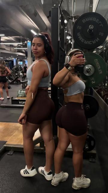 @👸🏼
