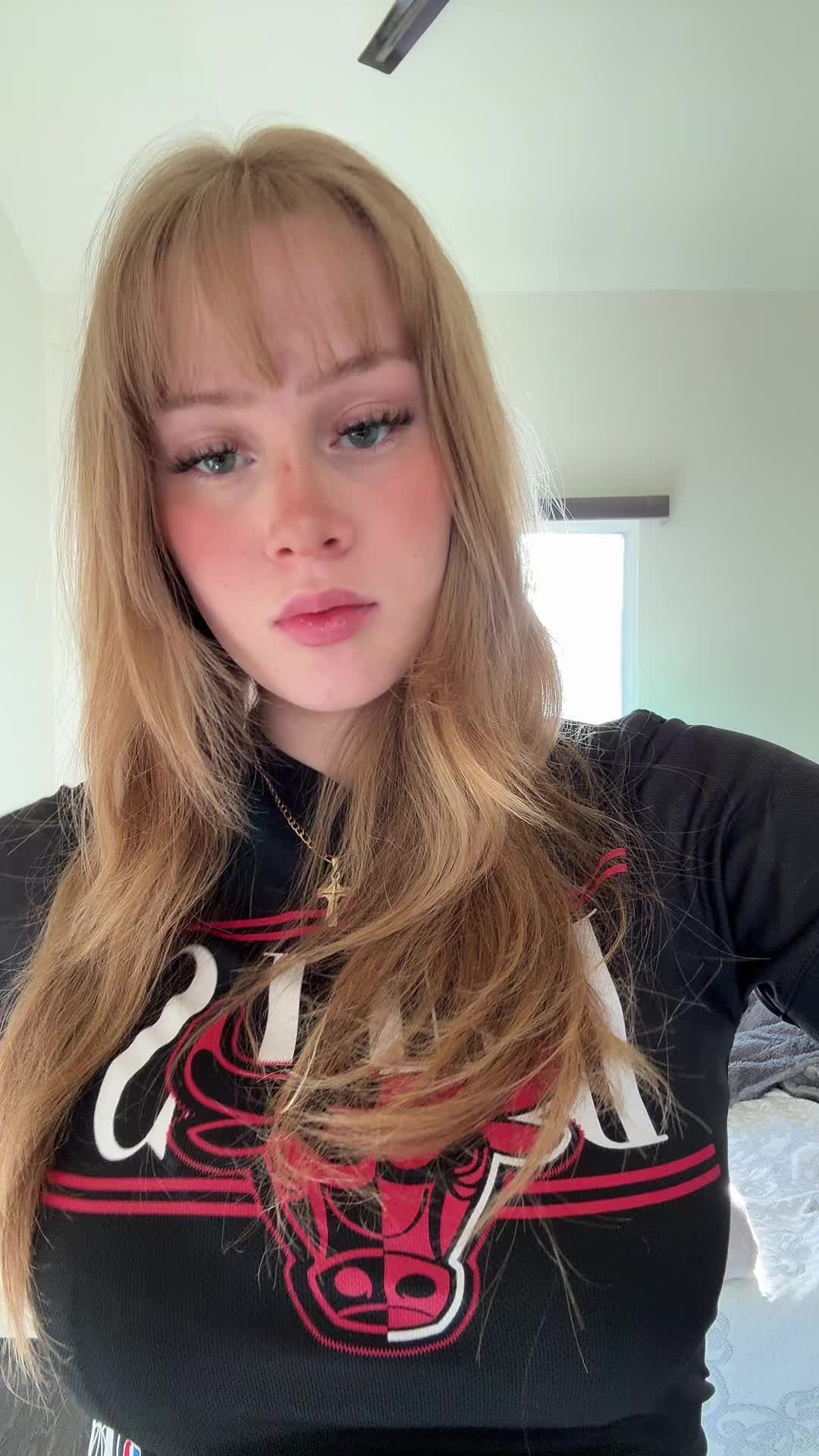 @anacruser_