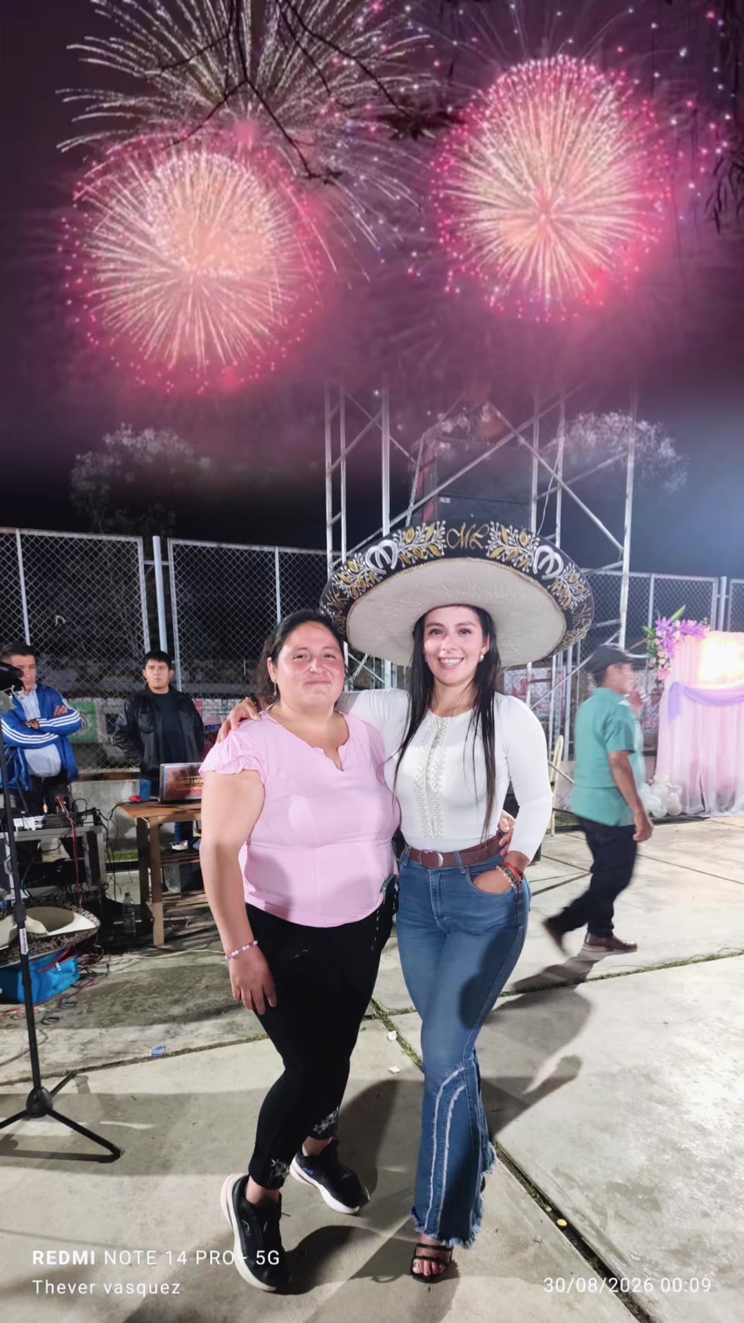 @Yucely