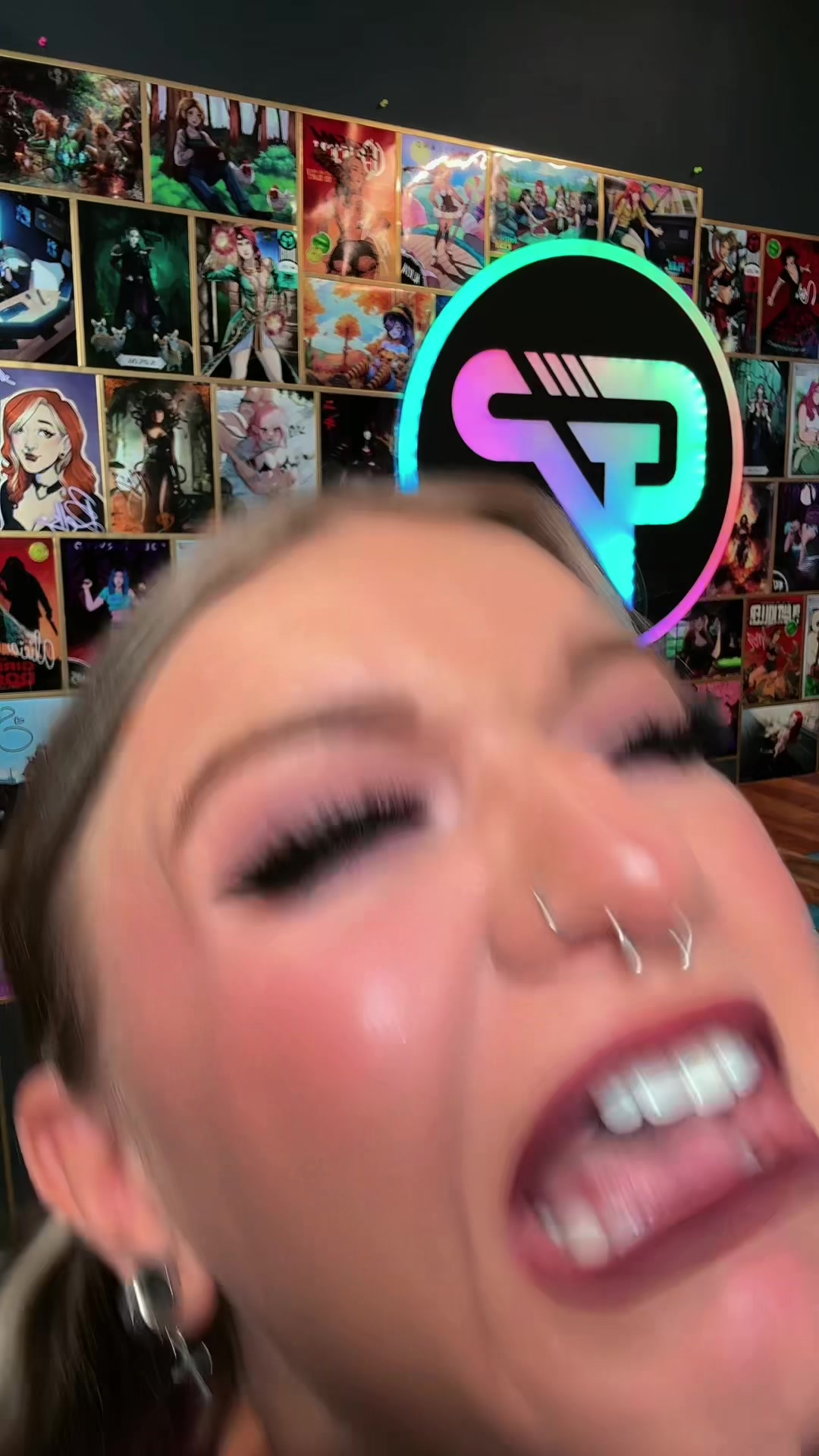 @GirlsPlay