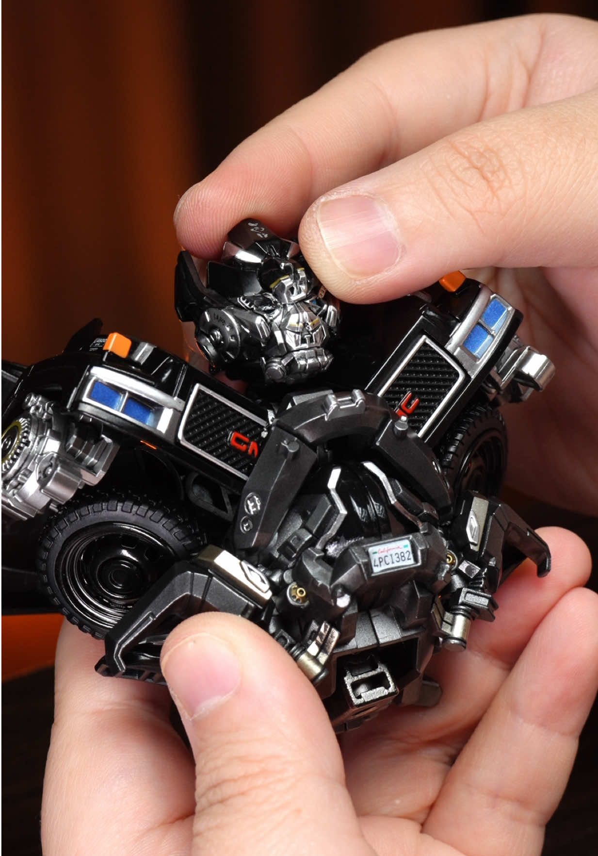 @TOYSN’T