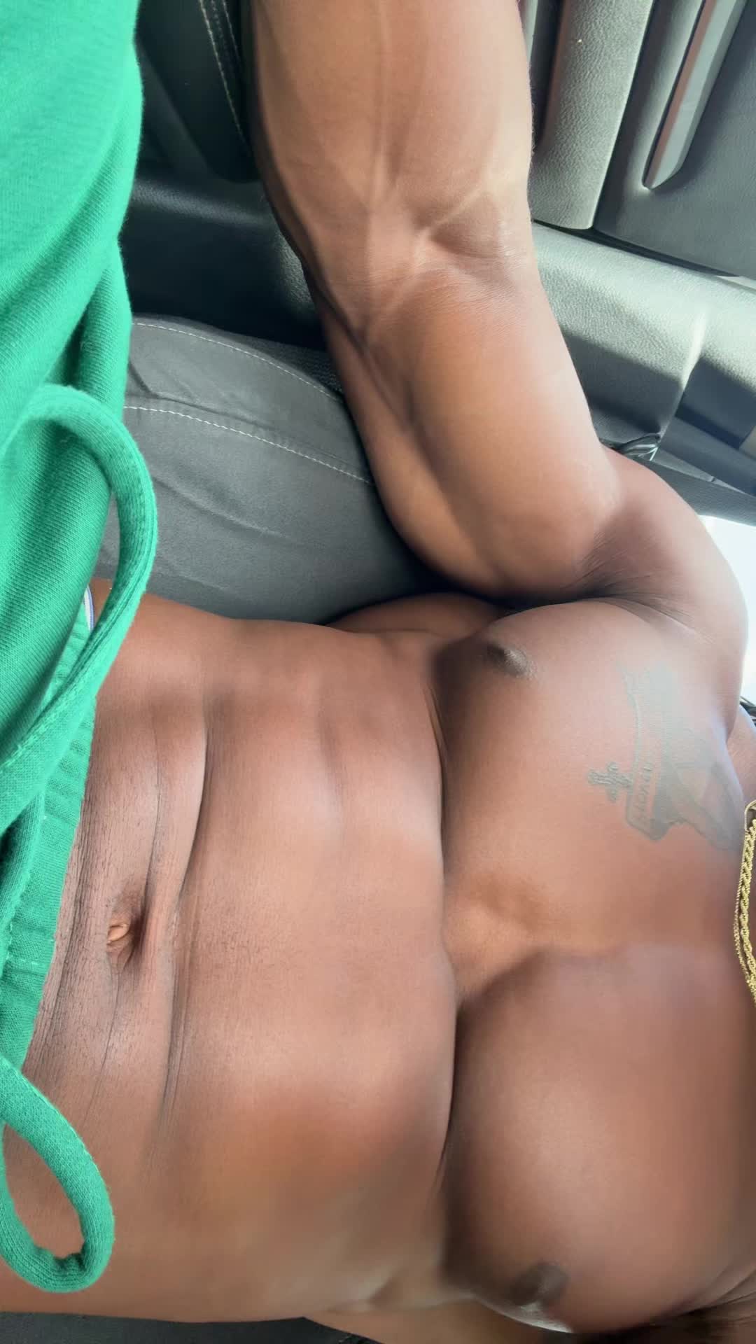 @ChrisLifts