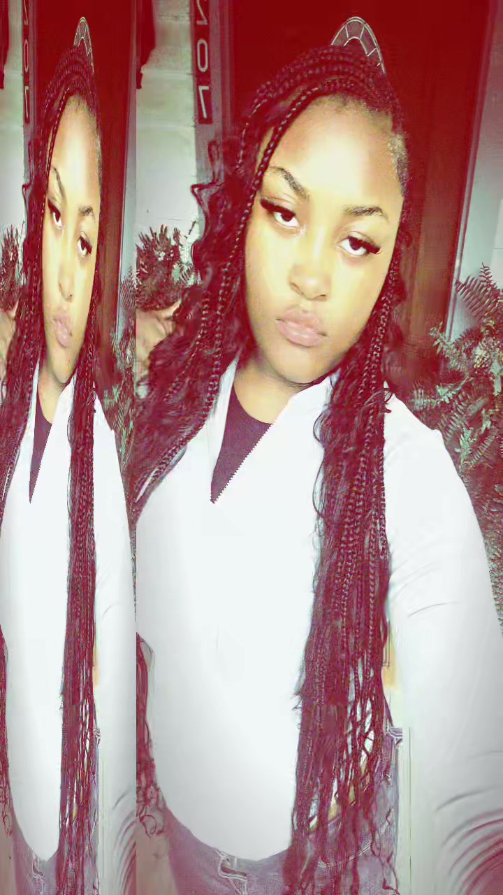 @theyylovee.ziahh