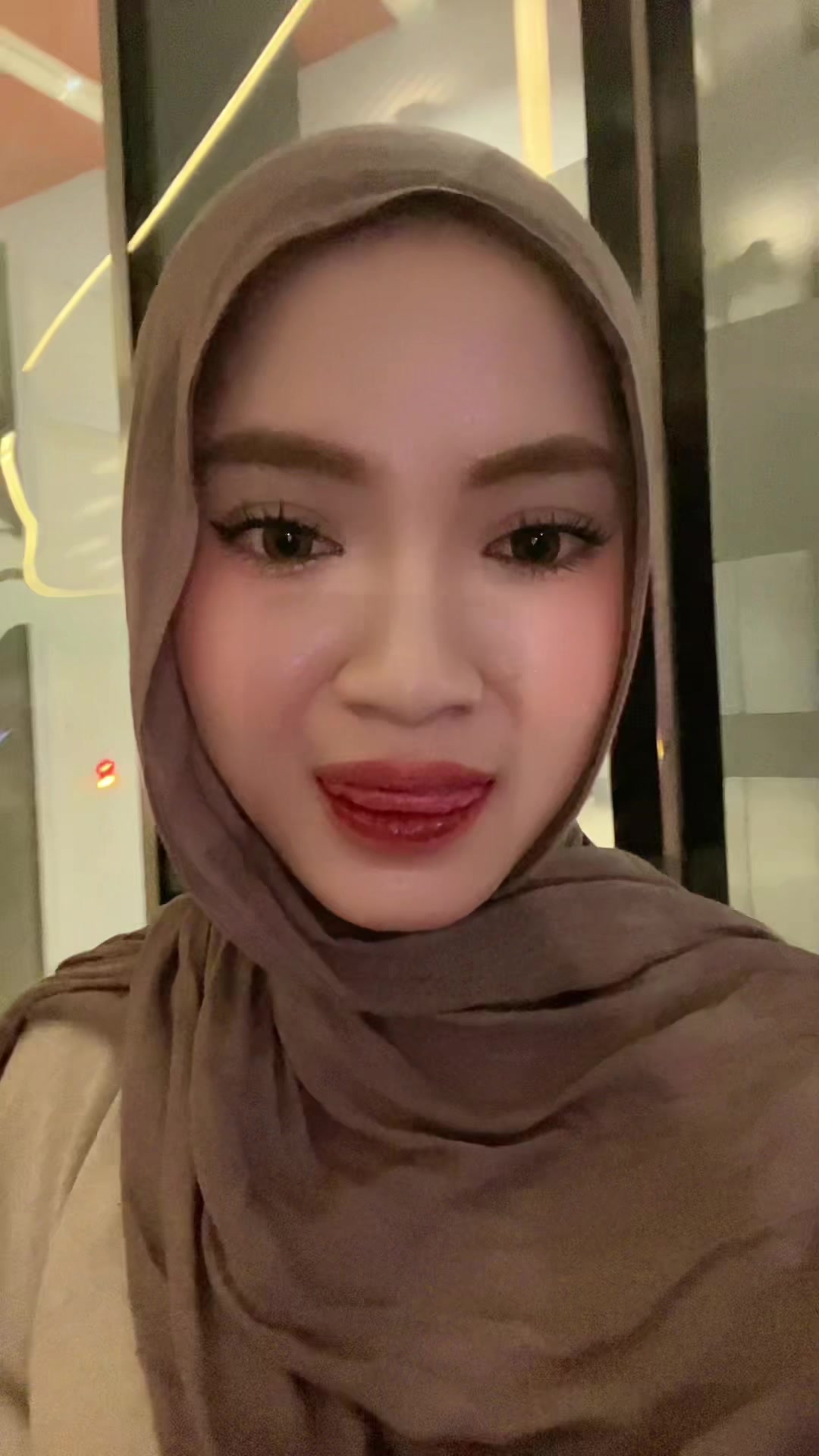 @alivaacantiik