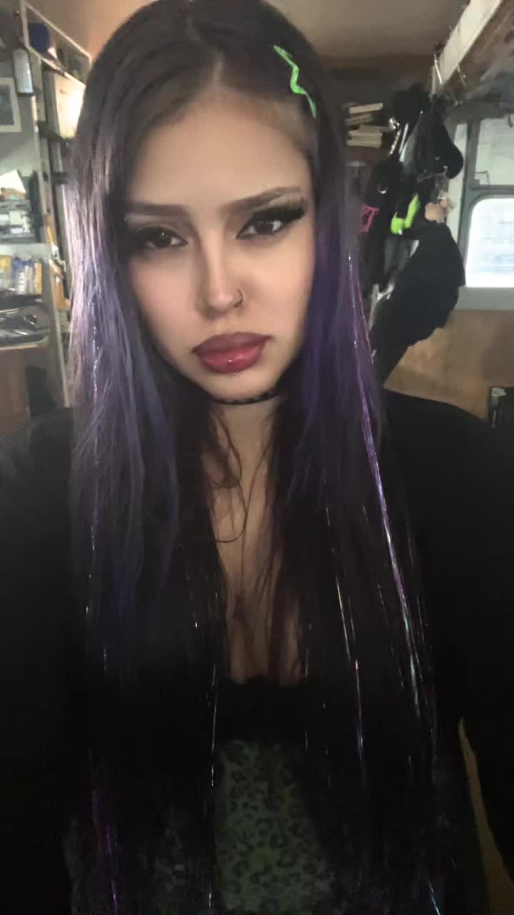 @macabrecvtie