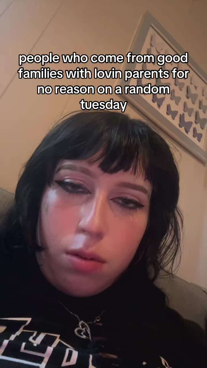 @Crash out queen