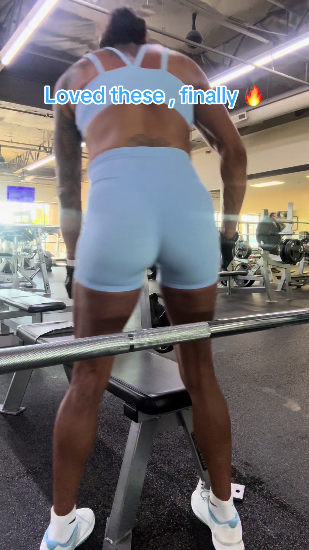 @LisaTidwell_fitafter50