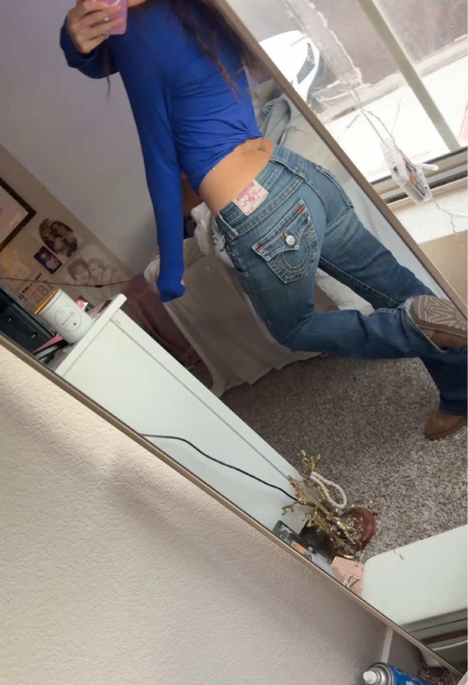 @xvkoxix