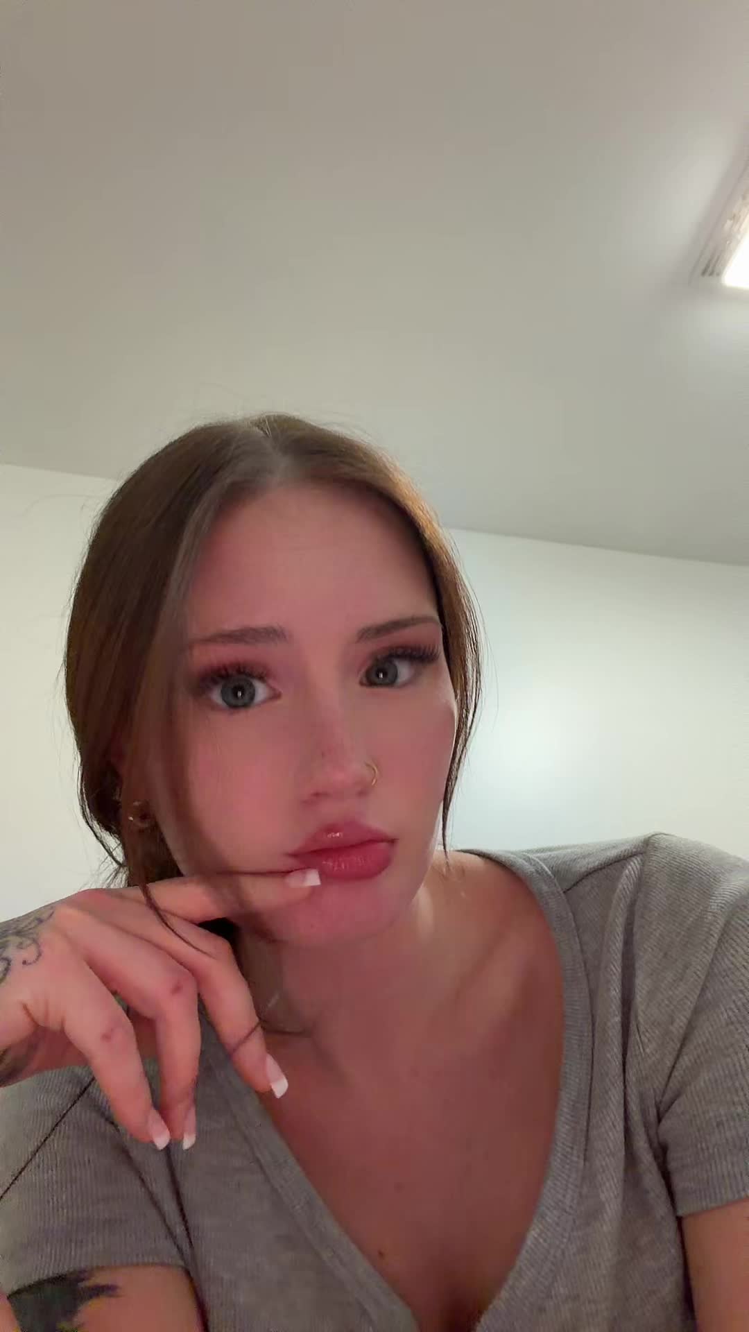 @Lena🤍
