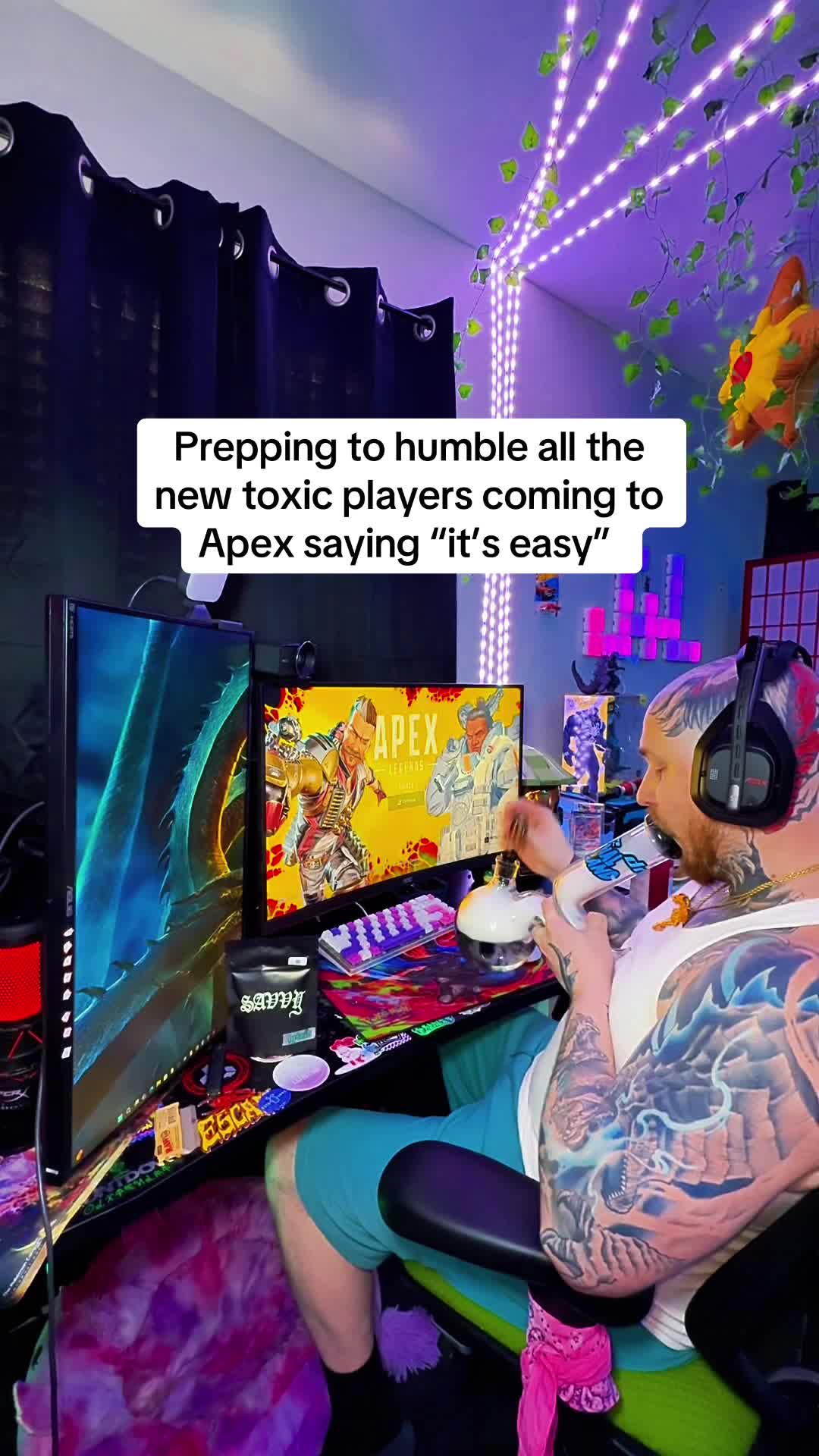 @JurassicandLaina