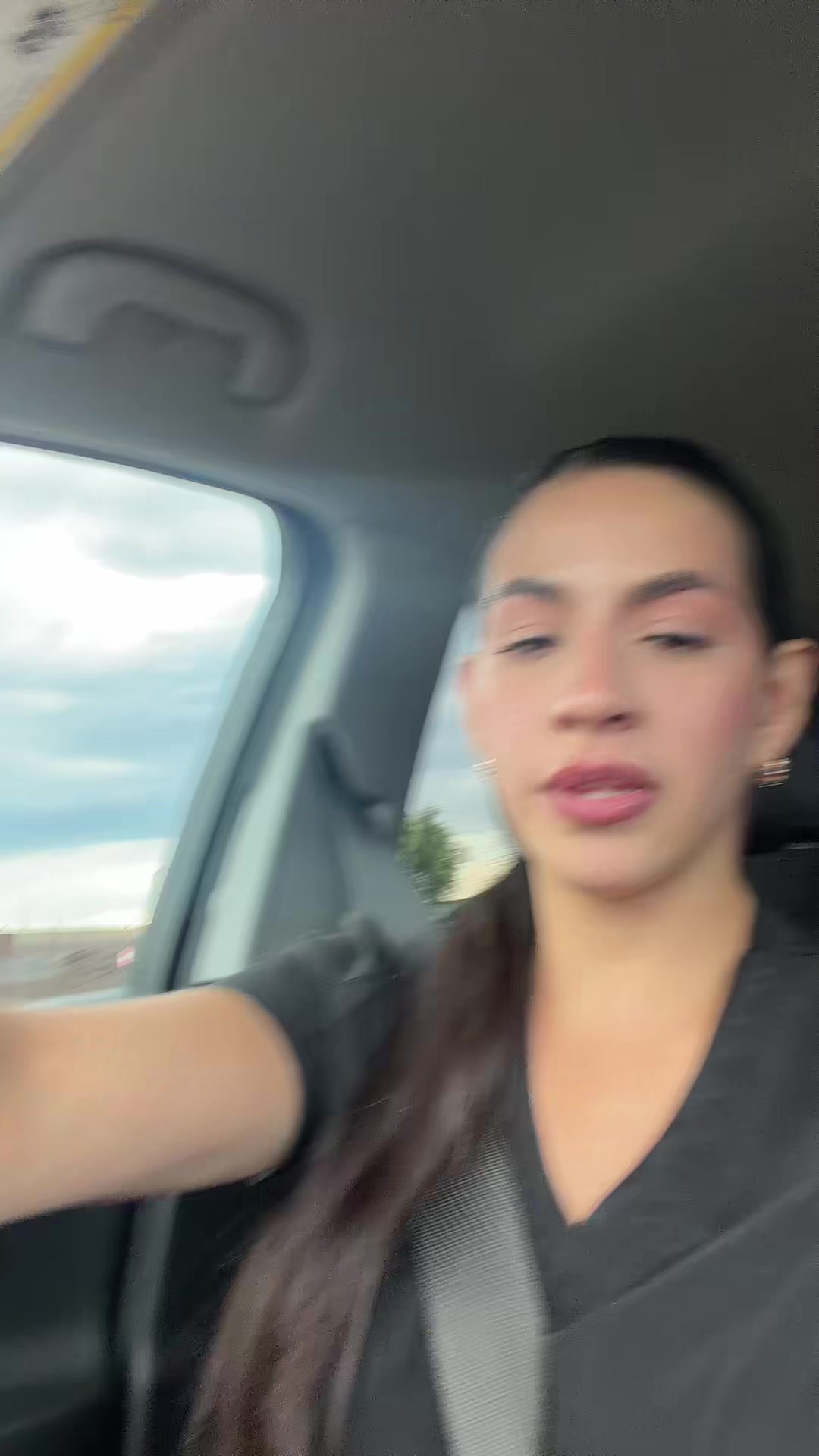 @Yoselinfeli