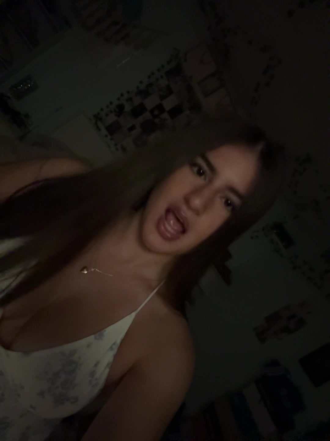@Ava Violet
