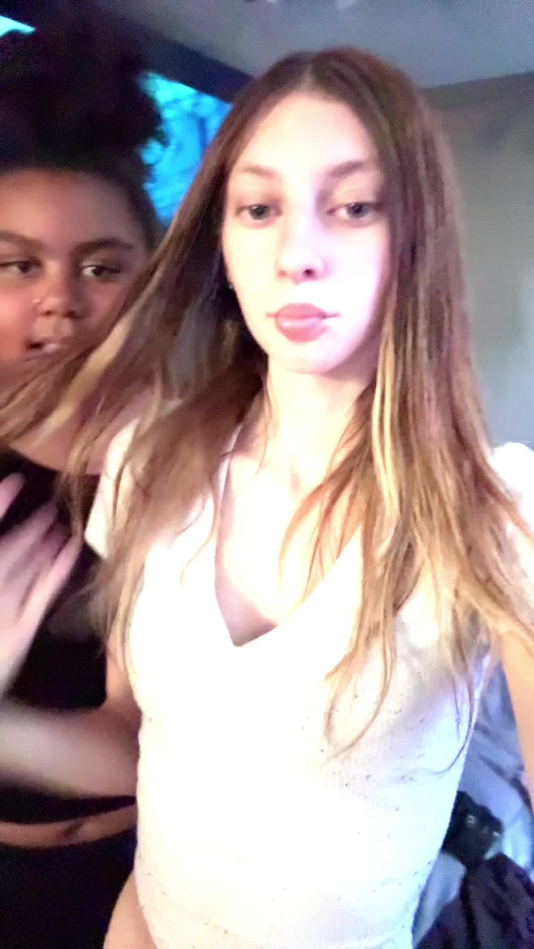 @pr3ttyface.shy_209