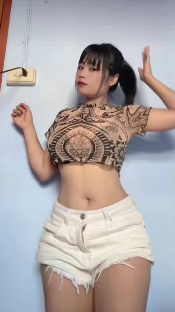 @𝑪𝒉𝒖𝒆🦋