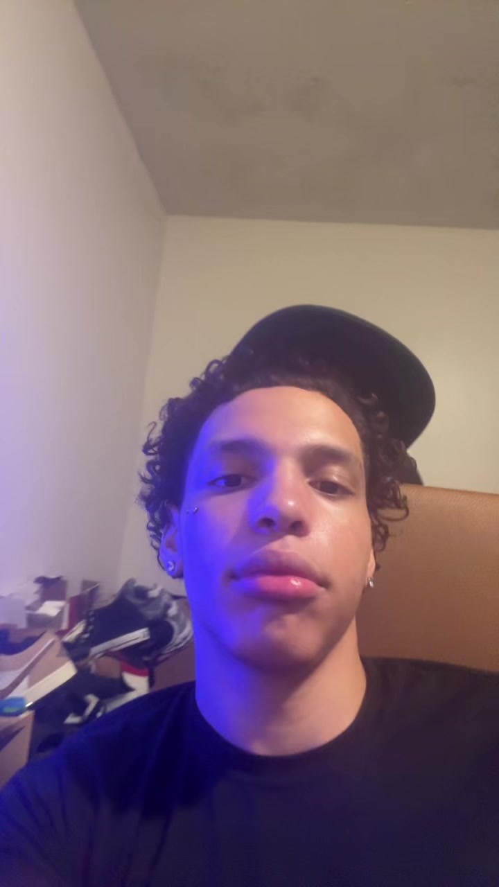 @moneehog