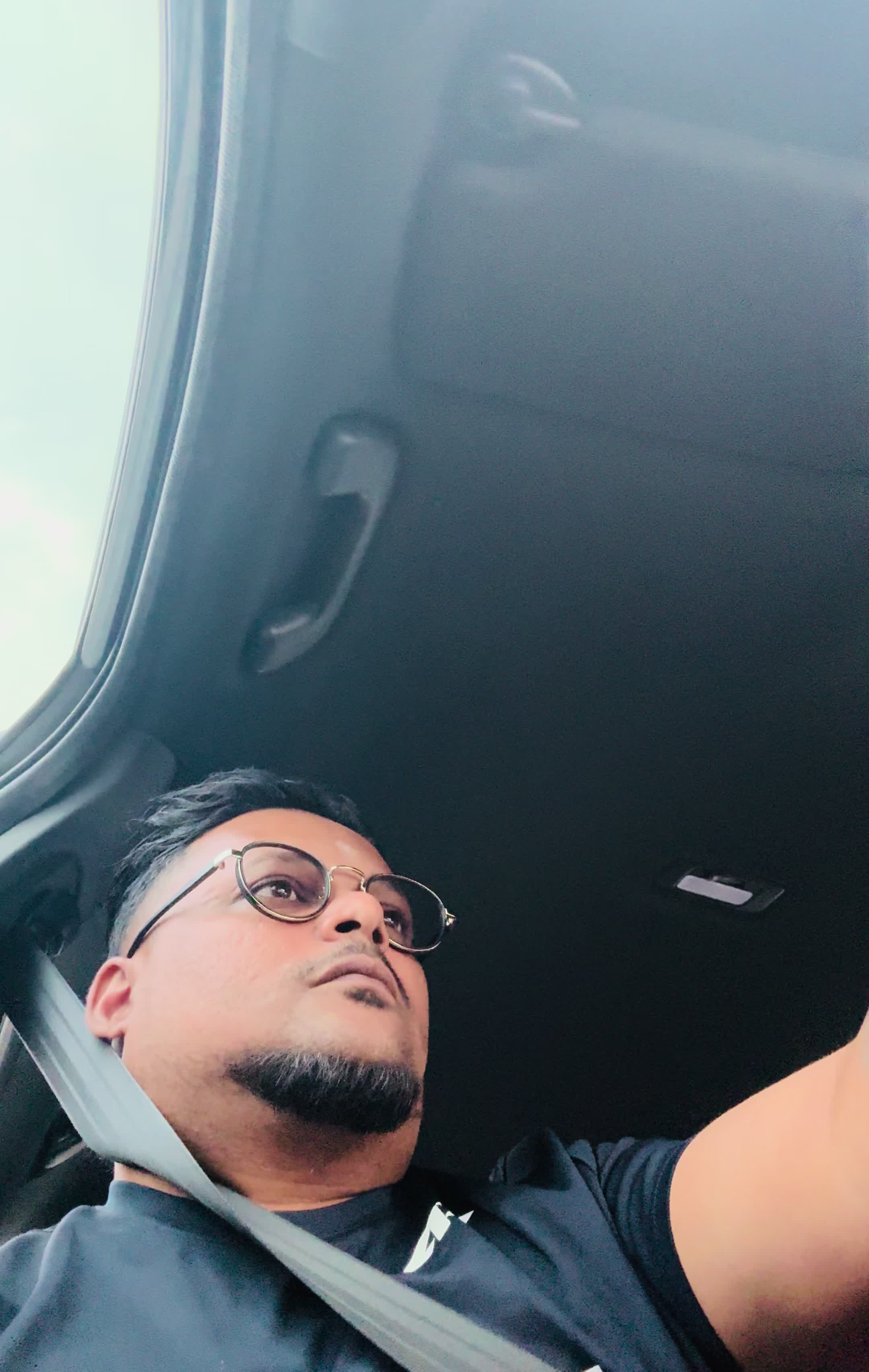 @Mistæâ Green Vijay fan🔵⚪️