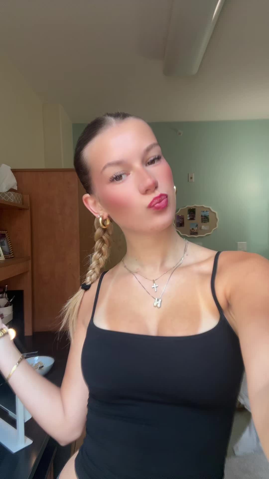 @Noa