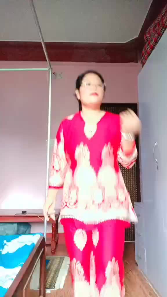 @😘MAYA😘