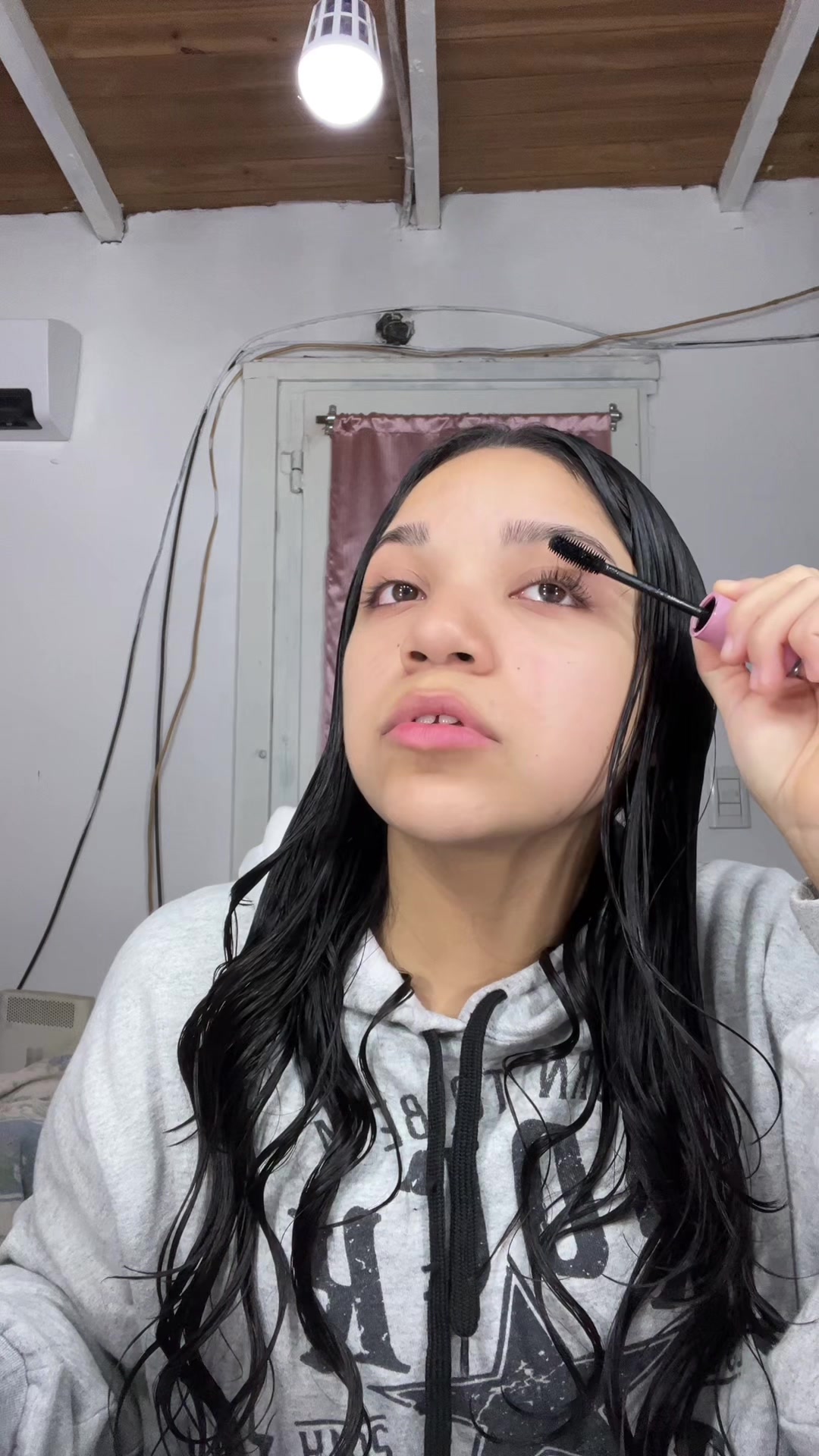 @Abril