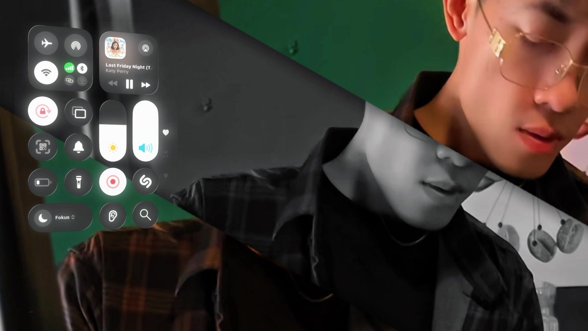 @1คนพยายามส่งข้อความถึงคุณ