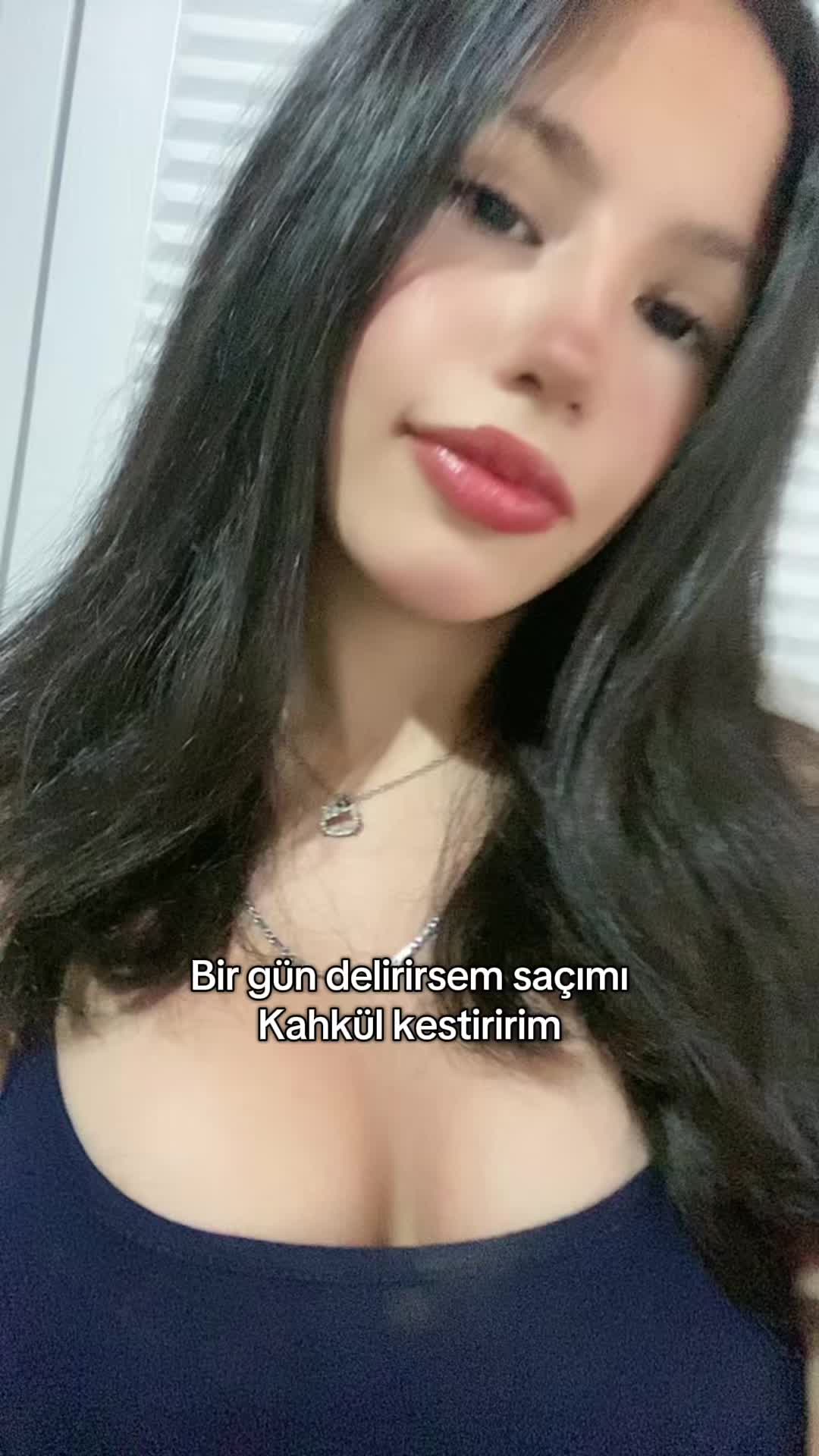 @𝐸𝓈𝓂𝒶𑁤
