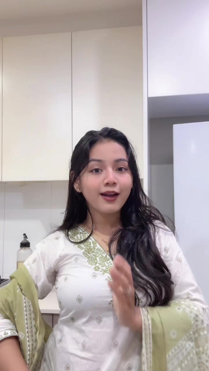 @विविसा पन्त💫