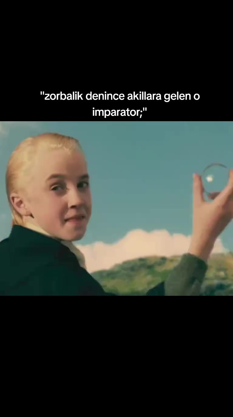 @Emilia_black2