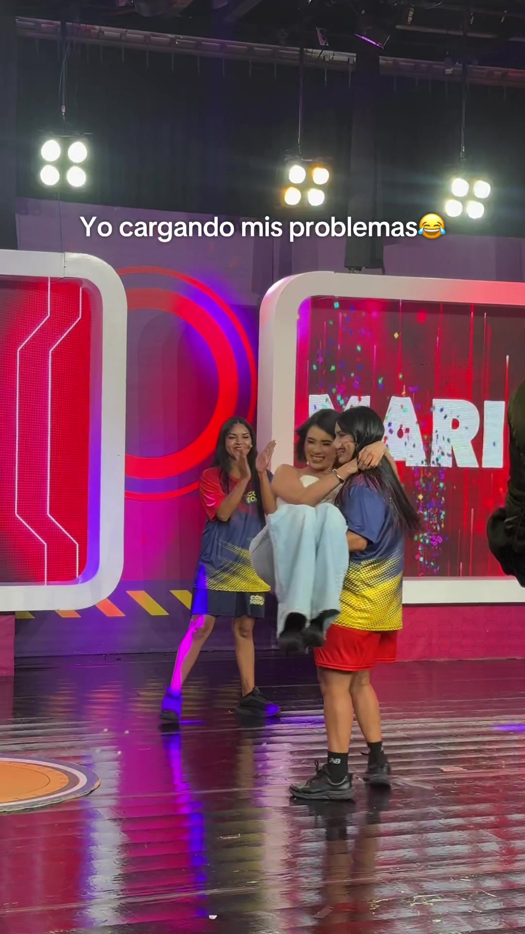 @Con Todo