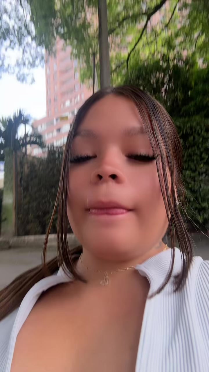@HELEN🍒