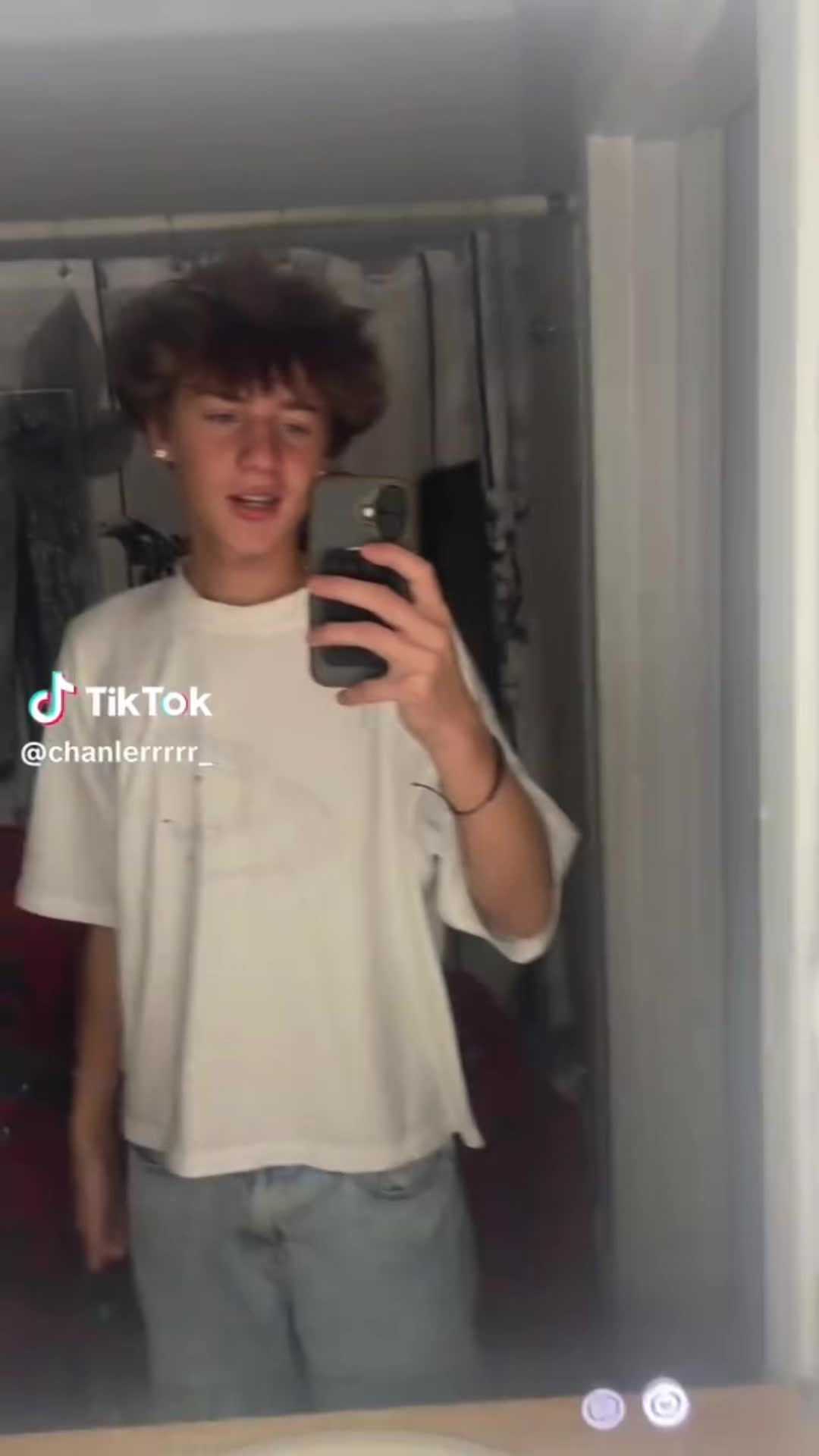 @chanlerr eddit