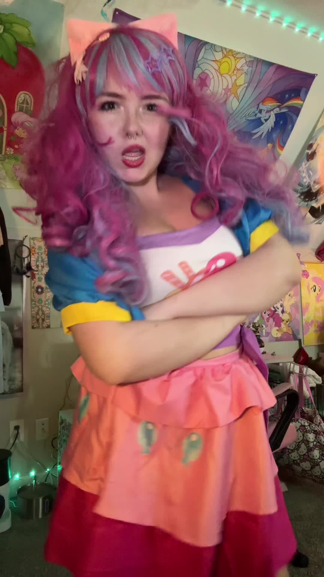 @jenna 🐈⬛🫧